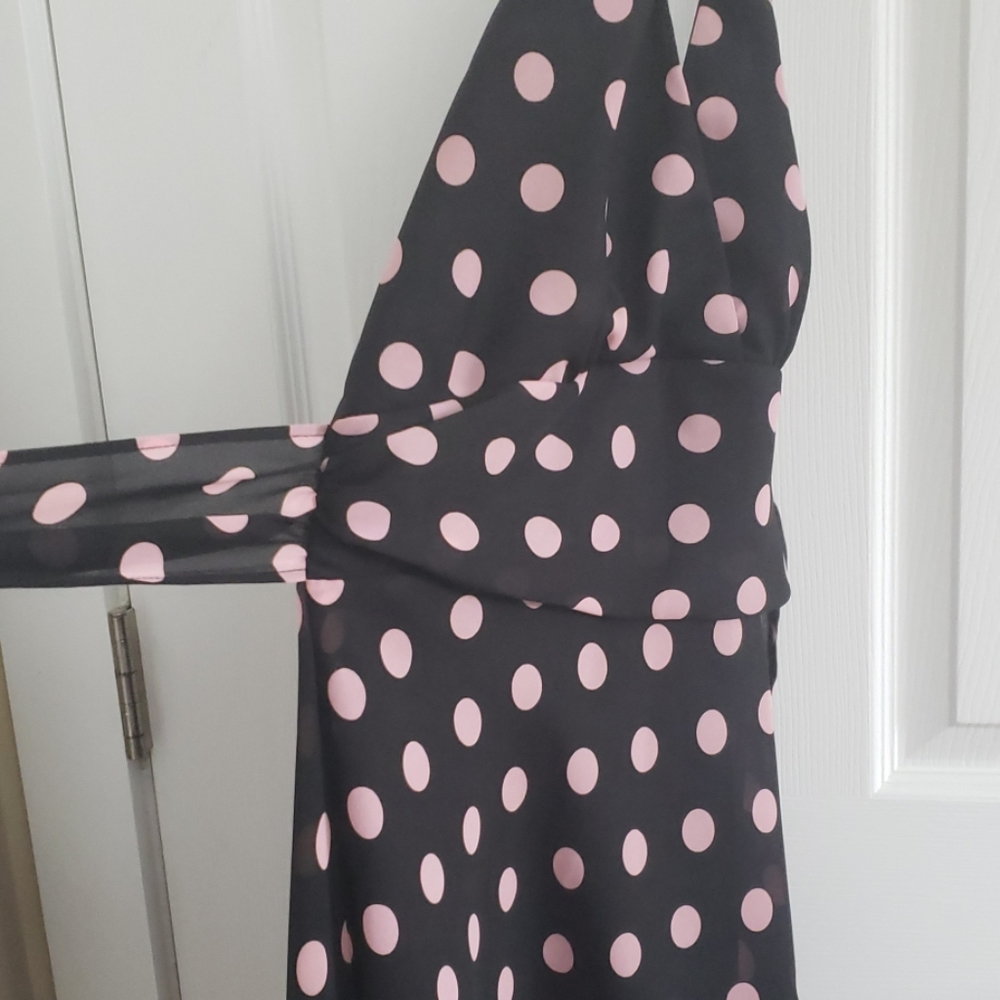 Dress - Picture 3 of 3